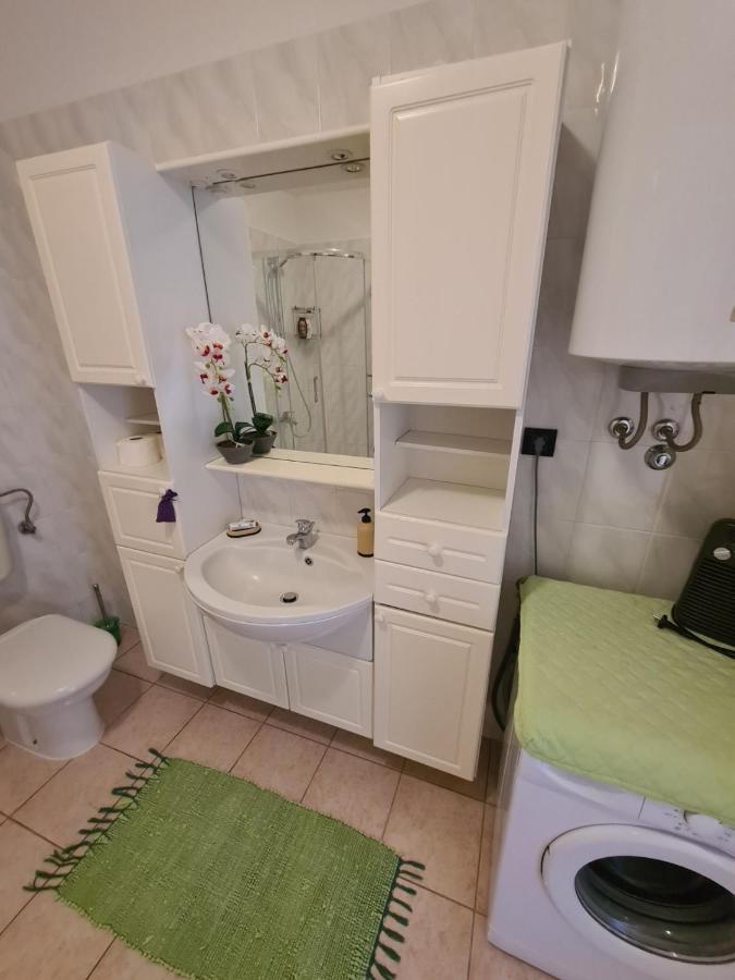 Antonio Apartma *